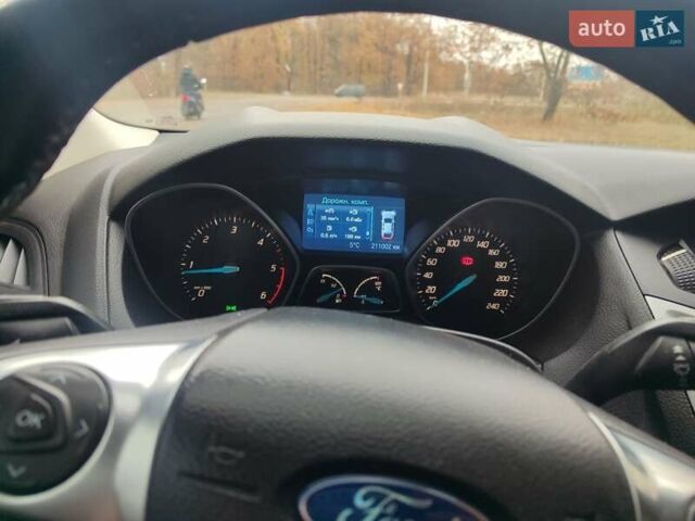 Білий Форд Фокус, об'ємом двигуна 1.6 л та пробігом 210 тис. км за 8000 $, фото 8 на Automoto.ua