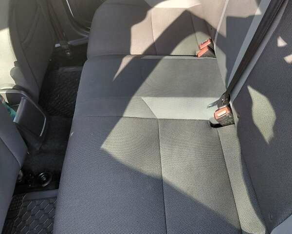 Білий Форд Фокус, об'ємом двигуна 1.6 л та пробігом 240 тис. км за 6950 $, фото 11 на Automoto.ua