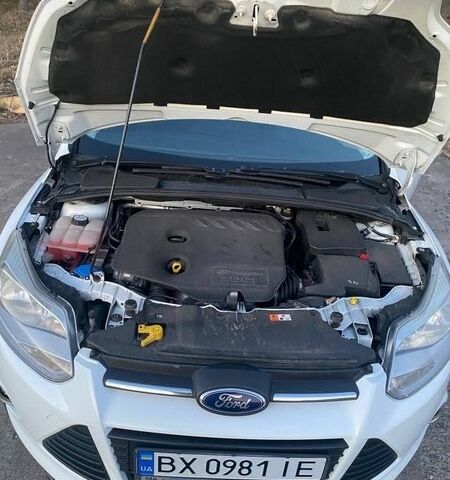 Белый Форд Фокус, объемом двигателя 1.56 л и пробегом 184 тыс. км за 6999 $, фото 13 на Automoto.ua