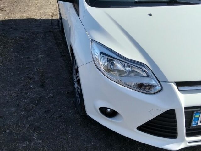 Білий Форд Фокус, об'ємом двигуна 0 л та пробігом 300 тис. км за 7600 $, фото 2 на Automoto.ua