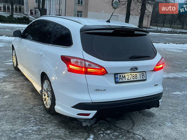 Белый Форд Фокус, объемом двигателя 1 л и пробегом 240 тыс. км за 6494 $, фото 17 на Automoto.ua