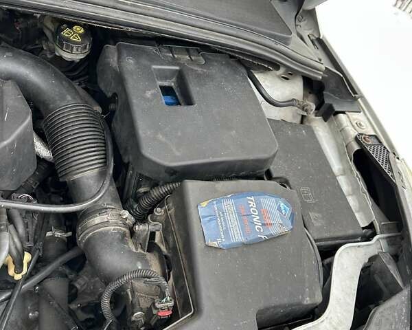 Белый Форд Фокус, объемом двигателя 1 л и пробегом 113 тыс. км за 7600 $, фото 47 на Automoto.ua