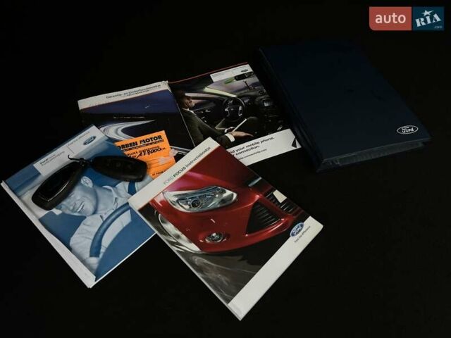 Білий Форд Фокус, об'ємом двигуна 1.6 л та пробігом 211 тис. км за 8750 $, фото 131 на Automoto.ua