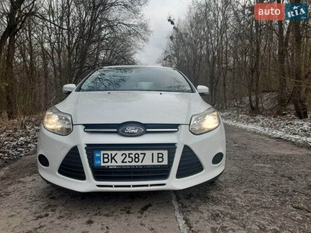 Білий Форд Фокус, об'ємом двигуна 1.6 л та пробігом 293 тис. км за 8100 $, фото 7 на Automoto.ua