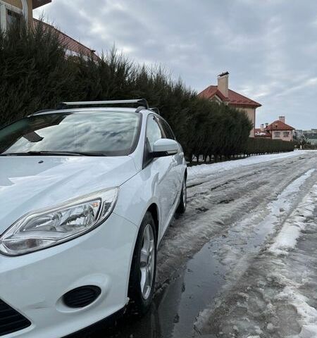 Білий Форд Фокус, об'ємом двигуна 1.56 л та пробігом 211 тис. км за 8000 $, фото 13 на Automoto.ua