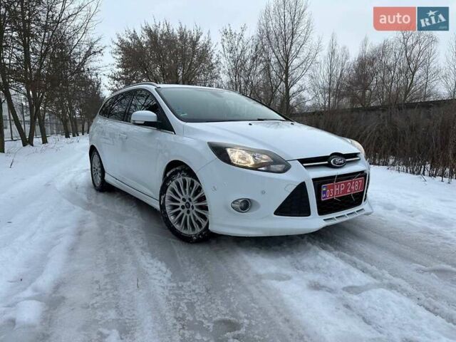 Белый Форд Фокус, объемом двигателя 1 л и пробегом 113 тыс. км за 7600 $, фото 3 на Automoto.ua