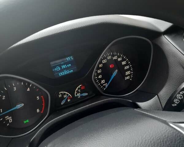 Белый Форд Фокус, объемом двигателя 1.6 л и пробегом 293 тыс. км за 8100 $, фото 11 на Automoto.ua