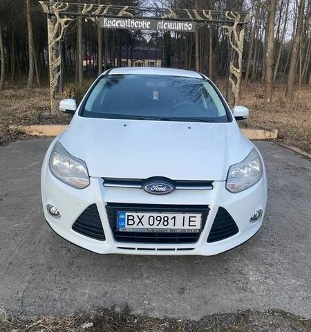 Белый Форд Фокус, объемом двигателя 1.56 л и пробегом 184 тыс. км за 6999 $, фото 6 на Automoto.ua