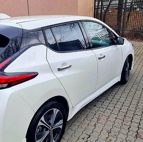 Білий Форд Фокус, об'ємом двигуна 1 л та пробігом 1 тис. км за 6500 $, фото 9 на Automoto.ua