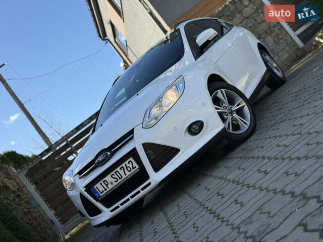 Форд Фокус 2013 в Стрые на Automoto.ua Белый Форд Фокус, объемом двигателя 0 л и пробегом 202 тыс. км за 8850 $, фото 34 на Automoto.ua