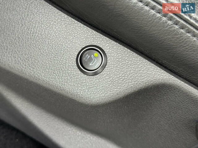 Белый Форд Фокус, объемом двигателя 1.6 л и пробегом 258 тыс. км за 8890 $, фото 40 на Automoto.ua