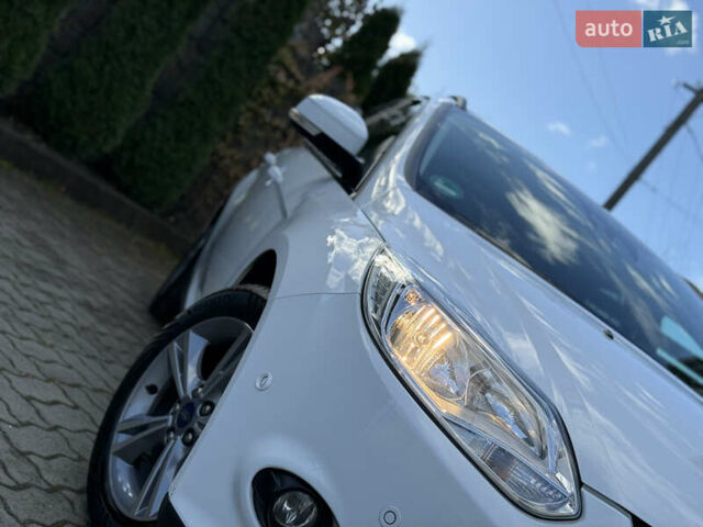 Форд Фокус 2013 в Стрые на Automoto.ua Белый Форд Фокус, объемом двигателя 0 л и пробегом 202 тыс. км за 8850 $, фото 23 на Automoto.ua