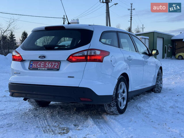 Белый Форд Фокус, объемом двигателя 1.6 л и пробегом 221 тыс. км за 8499 $, фото 4 на Automoto.ua