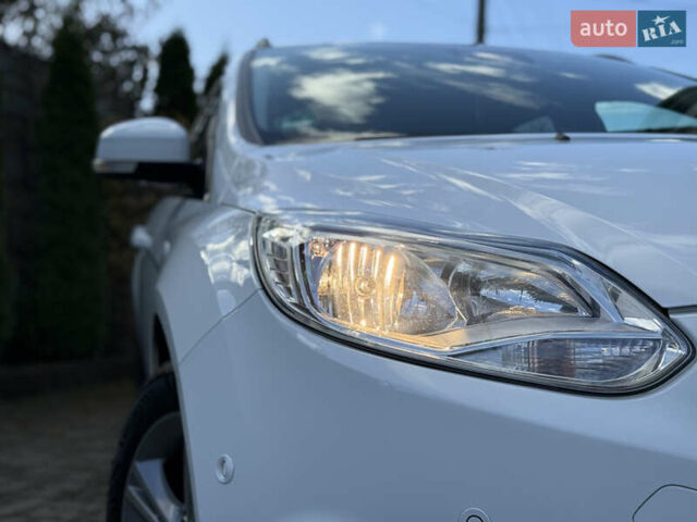 Форд Фокус 2013 в Стрые на Automoto.ua Белый Форд Фокус, объемом двигателя 0 л и пробегом 202 тыс. км за 8850 $, фото 25 на Automoto.ua