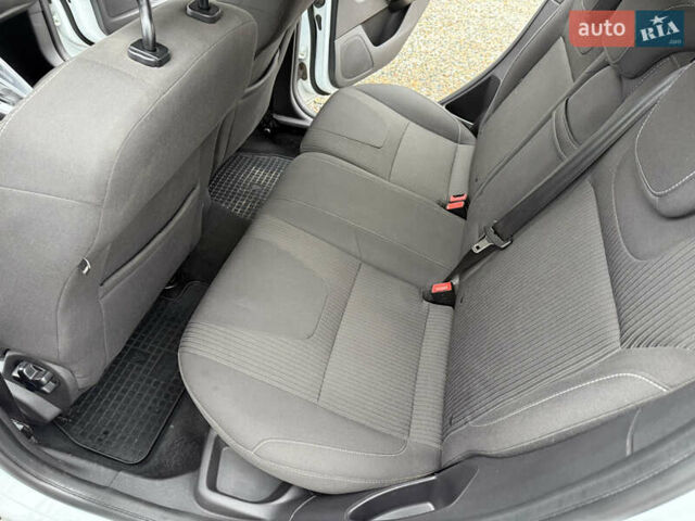 Білий Форд Фокус, об'ємом двигуна 0 л та пробігом 260 тис. км за 7800 $, фото 22 на Automoto.ua