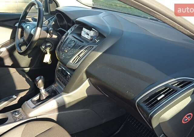 Белый Форд Фокус, объемом двигателя 1.6 л и пробегом 215 тыс. км за 7600 $, фото 31 на Automoto.ua