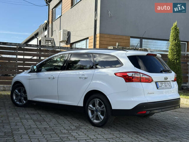 Форд Фокус 2013 в Стрые на Automoto.ua Белый Форд Фокус, объемом двигателя 0 л и пробегом 202 тыс. км за 8850 $, фото 74 на Automoto.ua