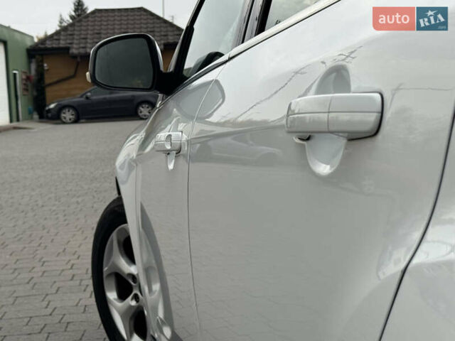 Білий Форд Фокус, об'ємом двигуна 1.6 л та пробігом 221 тис. км за 8699 $, фото 21 на Automoto.ua