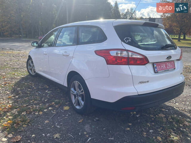 Белый Форд Фокус, объемом двигателя 1.6 л и пробегом 177 тыс. км за 8950 $, фото 4 на Automoto.ua