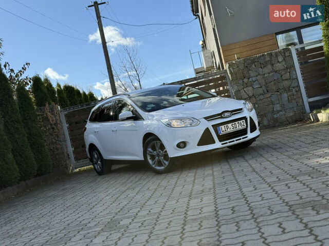 Форд Фокус 2013 в Стрые на Automoto.ua Белый Форд Фокус, объемом двигателя 0 л и пробегом 202 тыс. км за 8850 $, фото 1 на Automoto.ua