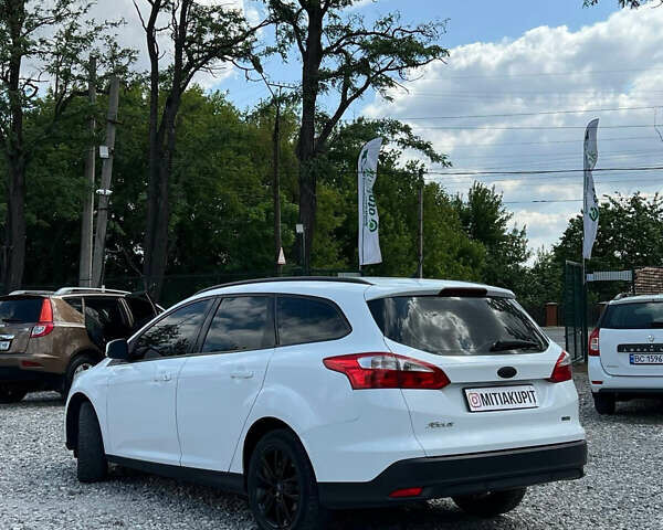Белый Форд Фокус, объемом двигателя 1 л и пробегом 190 тыс. км за 5800 $, фото 1 на Automoto.ua