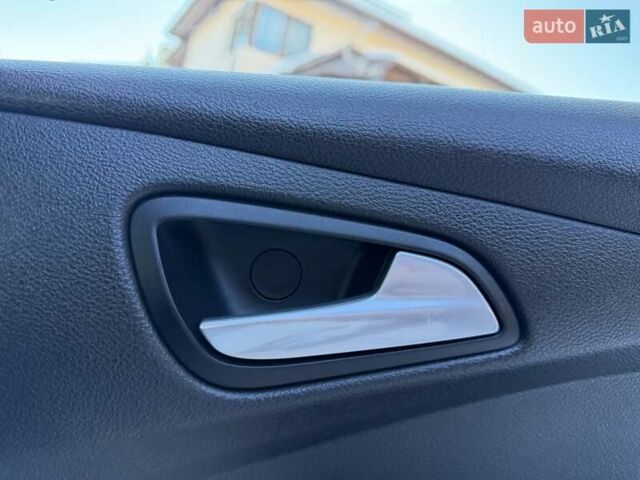 Білий Форд Фокус, об'ємом двигуна 1.6 л та пробігом 241 тис. км за 7950 $, фото 108 на Automoto.ua