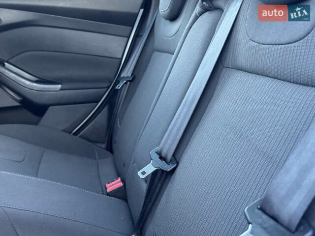 Белый Форд Фокус, объемом двигателя 1.6 л и пробегом 221 тыс. км за 8499 $, фото 64 на Automoto.ua