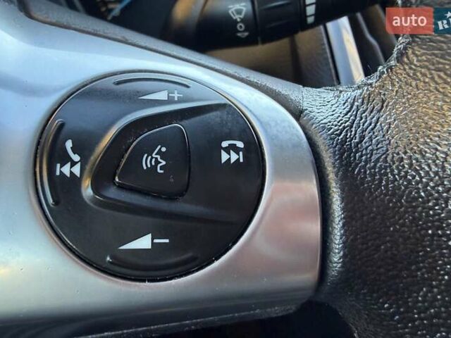 Білий Форд Фокус, об'ємом двигуна 1.6 л та пробігом 241 тис. км за 7950 $, фото 73 на Automoto.ua