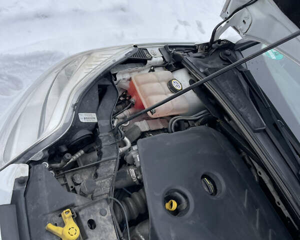 Белый Форд Фокус, объемом двигателя 1.6 л и пробегом 250 тыс. км за 7399 $, фото 52 на Automoto.ua