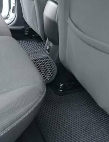 Білий Форд Фокус, об'ємом двигуна 1.6 л та пробігом 270 тис. км за 7999 $, фото 14 на Automoto.ua