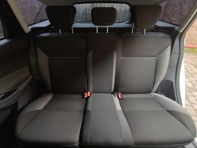 Белый Форд Фокус, объемом двигателя 1 л и пробегом 222 тыс. км за 5200 $, фото 6 на Automoto.ua