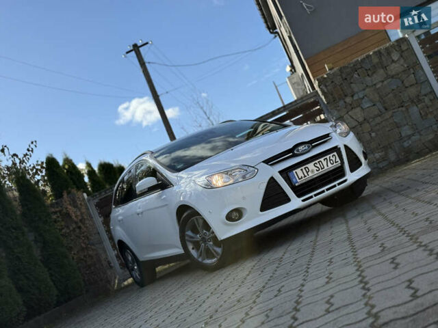 Форд Фокус 2013 в Стрые на Automoto.ua Белый Форд Фокус, объемом двигателя 0 л и пробегом 202 тыс. км за 8850 $, фото 5 на Automoto.ua