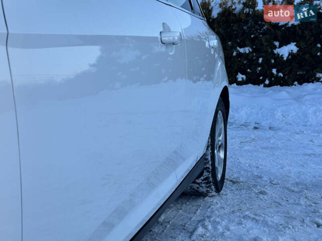 Белый Форд Фокус, объемом двигателя 1.6 л и пробегом 221 тыс. км за 8499 $, фото 30 на Automoto.ua