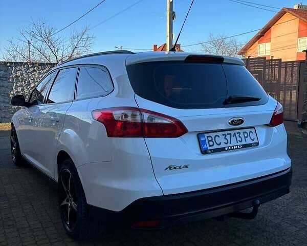 Белый Форд Фокус, объемом двигателя 1.56 л и пробегом 247 тыс. км за 7750 $, фото 7 на Automoto.ua