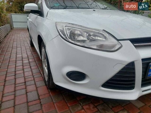 Белый Форд Фокус, объемом двигателя 1.56 л и пробегом 395 тыс. км за 7500 $, фото 8 на Automoto.ua