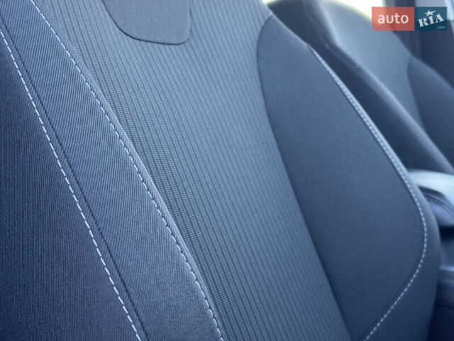 Белый Форд Фокус, объемом двигателя 1.6 л и пробегом 221 тыс. км за 8499 $, фото 81 на Automoto.ua