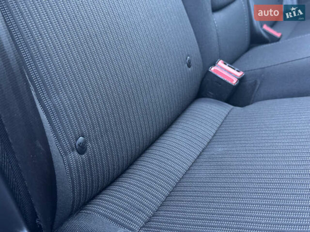 Белый Форд Фокус, объемом двигателя 1.6 л и пробегом 221 тыс. км за 8499 $, фото 72 на Automoto.ua