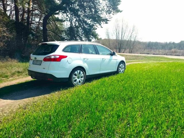 Белый Форд Фокус, объемом двигателя 1.6 л и пробегом 219 тыс. км за 7500 $, фото 9 на Automoto.ua
