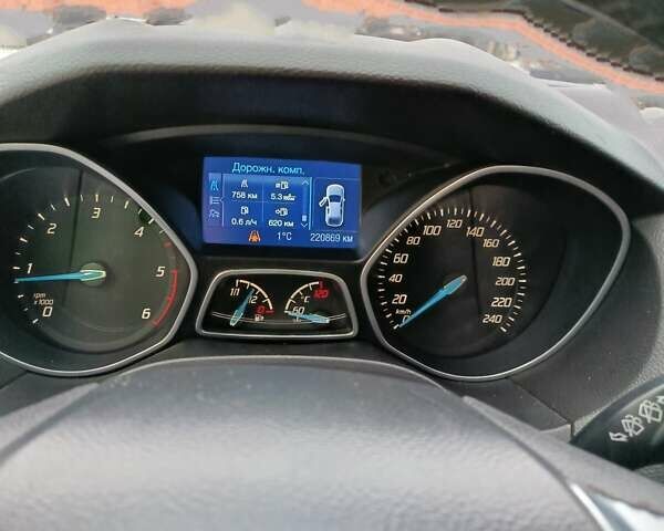 Белый Форд Фокус, объемом двигателя 1.6 л и пробегом 222 тыс. км за 7500 $, фото 5 на Automoto.ua