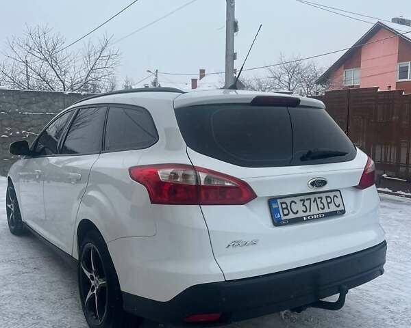 Белый Форд Фокус, объемом двигателя 1.56 л и пробегом 247 тыс. км за 7950 $, фото 20 на Automoto.ua