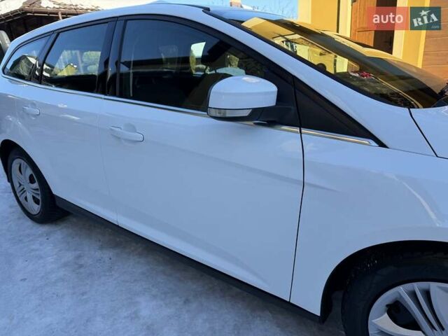 Білий Форд Фокус, об'ємом двигуна 1.6 л та пробігом 241 тис. км за 7950 $, фото 13 на Automoto.ua