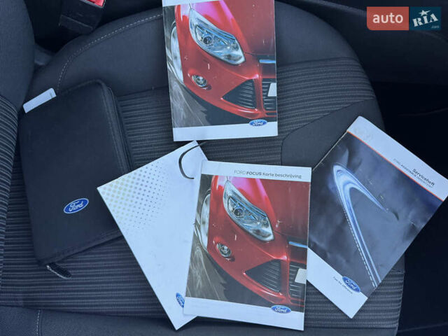 Белый Форд Фокус, объемом двигателя 1.6 л и пробегом 221 тыс. км за 8499 $, фото 84 на Automoto.ua