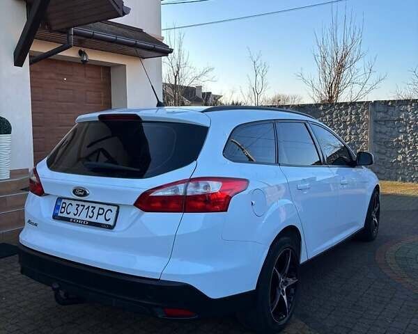 Белый Форд Фокус, объемом двигателя 1.56 л и пробегом 247 тыс. км за 7950 $, фото 23 на Automoto.ua