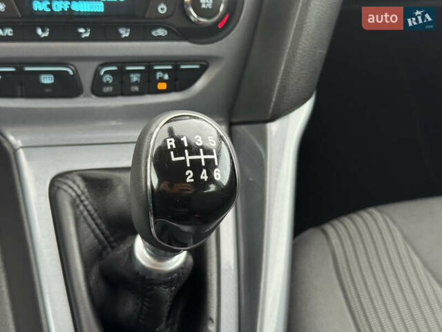 Білий Форд Фокус, об'ємом двигуна 1.6 л та пробігом 221 тис. км за 8699 $, фото 50 на Automoto.ua