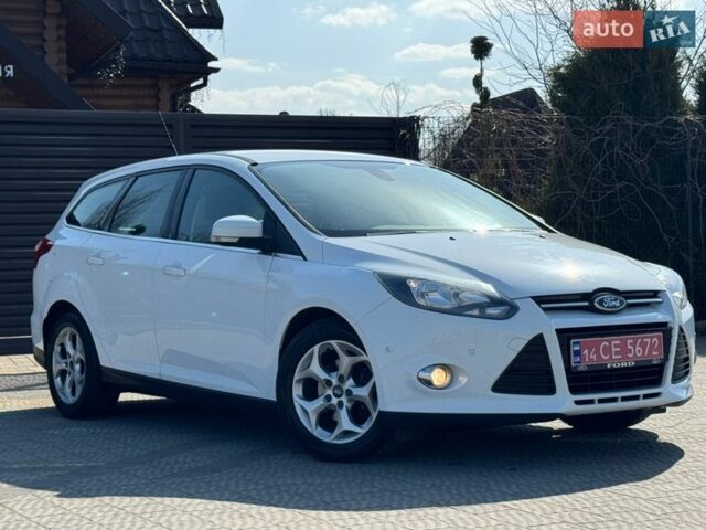 Белый Форд Фокус, объемом двигателя 1.6 л и пробегом 221 тыс. км за 8499 $, фото 3 на Automoto.ua