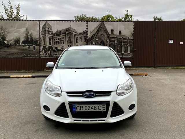 Белый Форд Фокус, объемом двигателя 1.6 л и пробегом 395 тыс. км за 7500 $, фото 6 на Automoto.ua