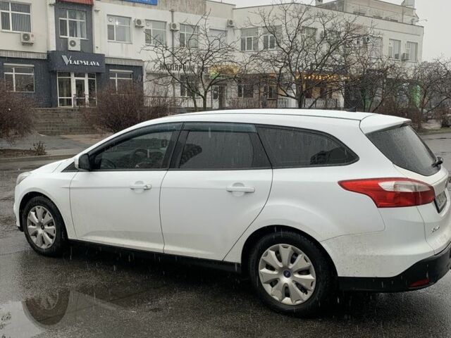 Білий Форд Фокус, об'ємом двигуна 1.6 л та пробігом 260 тис. км за 8800 $, фото 1 на Automoto.ua