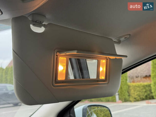 Білий Форд Фокус, об'ємом двигуна 1.6 л та пробігом 221 тис. км за 8699 $, фото 56 на Automoto.ua