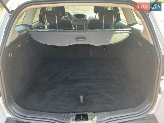 Белый Форд Фокус, объемом двигателя 1.6 л и пробегом 177 тыс. км за 8950 $, фото 8 на Automoto.ua