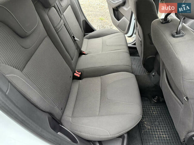 Білий Форд Фокус, об'ємом двигуна 0 л та пробігом 260 тис. км за 7800 $, фото 17 на Automoto.ua